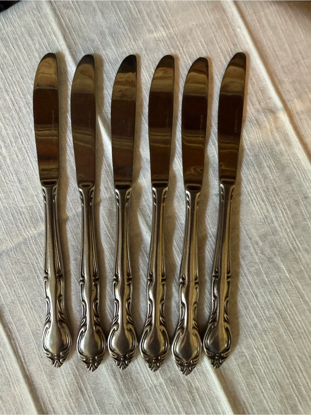 Hampton Court Japan Stainless Steel Dinner / ButterKnives - Set of 6 Vintage